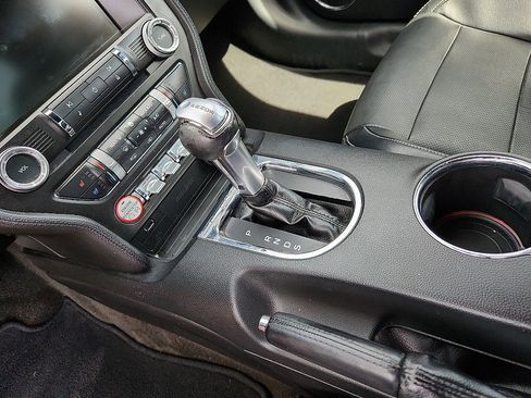 Used 2015 Ford Mustang Premium RWD image 12