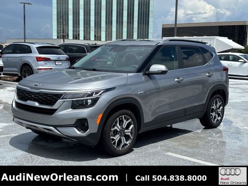 Used 2021 Kia Seltos EX AWD/4WD image 1
