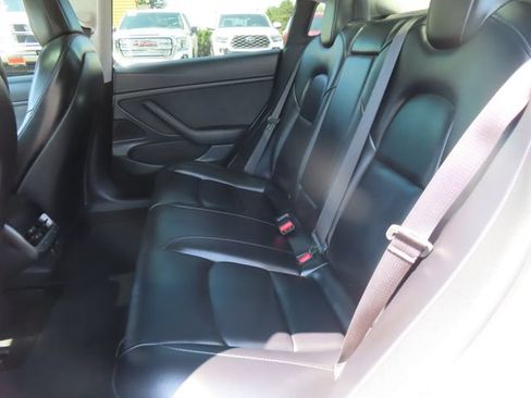 Used 2021 Tesla Model 3 Long Range AWD/4WD image 28