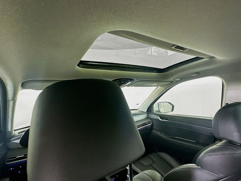 Used 2025 Hyundai Palisade Limited image 27