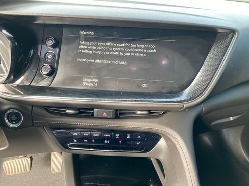 Used 2023 Buick Envision Preferred image 11