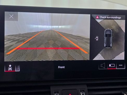 Certified 2025 Audi Q5 2.0T Premium Plus image 42