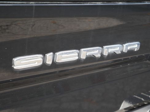 Used 2019 GMC Sierra 1500 AT4 w/ Off Road Performance Package image 22