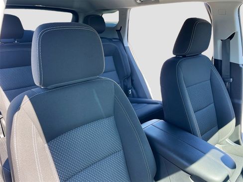 Used 2022 GMC Terrain SLE w/ Driver Convenience Package image 21