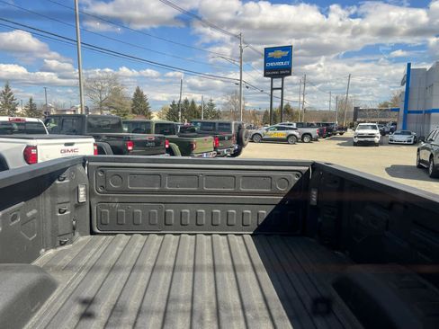 Certified 2025 Chevrolet Silverado 2500 High Country image 37