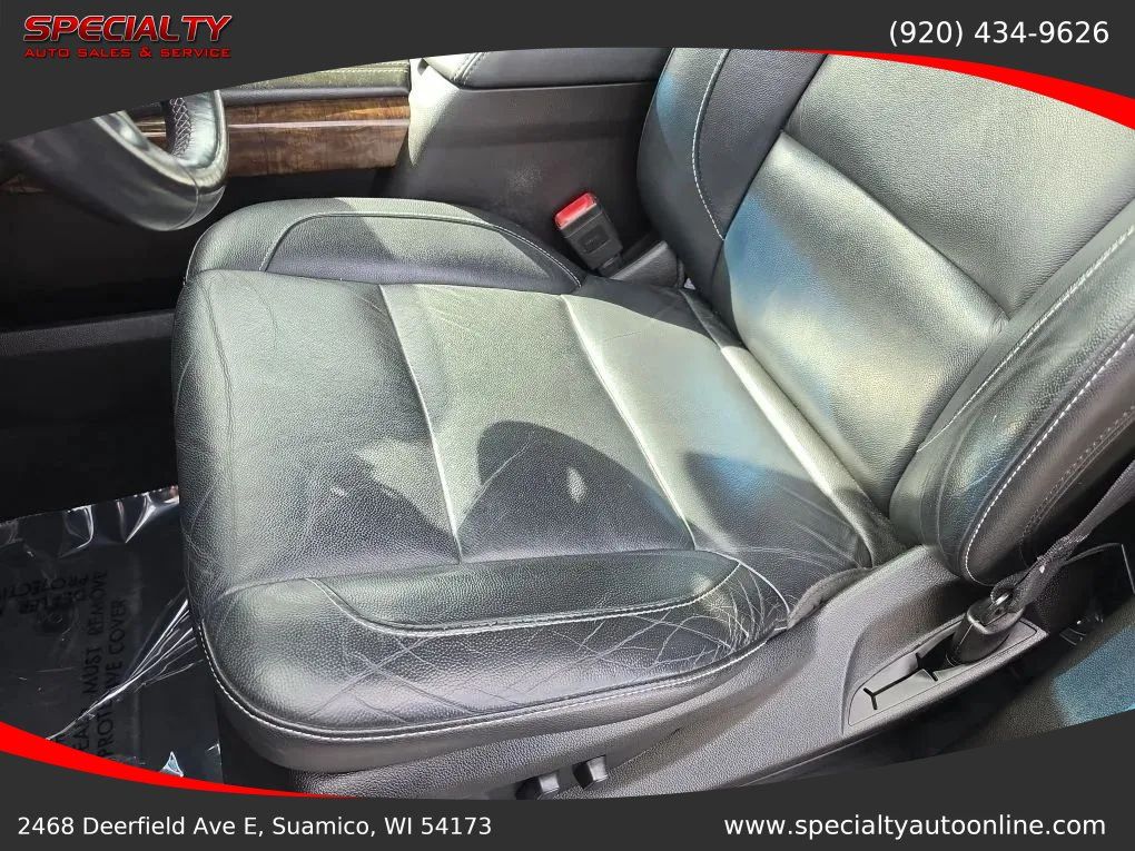 Used 2019 Chevrolet Suburban LT AWD/4WD image 27