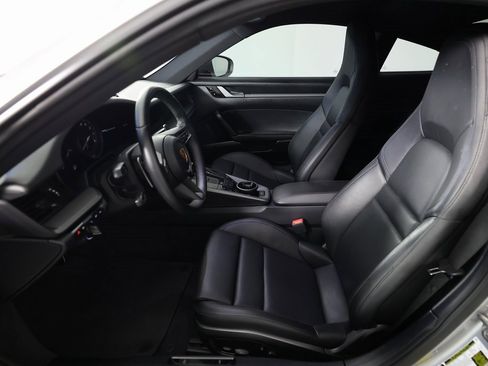 Used 2020 Porsche 911 Carrera image 15