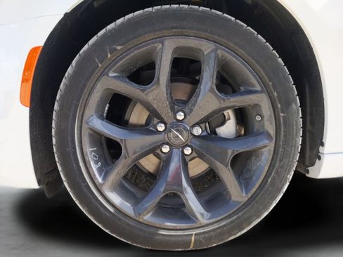Used 2023 Chrysler 300 Touring w/ Sport Appearance Package RWD image 34
