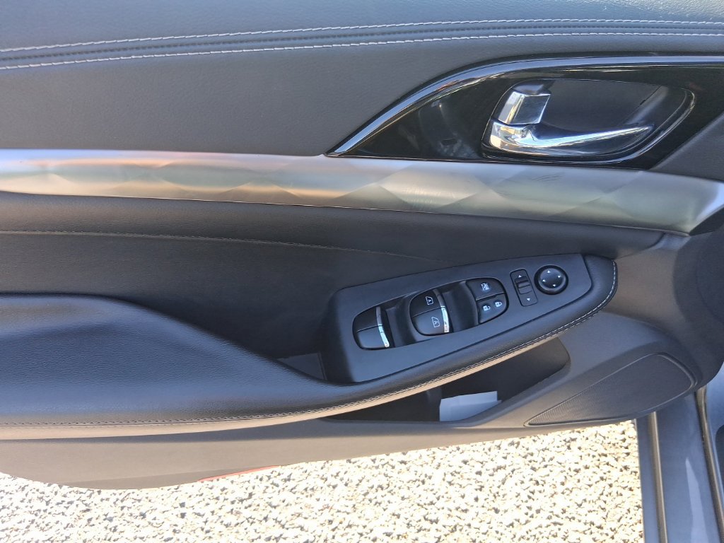Used 2022 Nissan Maxima SV w/ Floor Mat Group FWD image 10