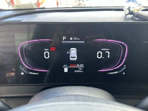 Certified 2023 Kia Sportage X-Line image 10