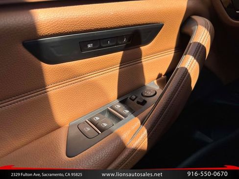 Used 2018 BMW 530i RWD image 23