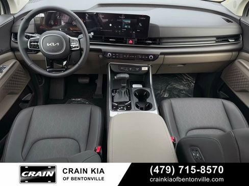 New 2026 Kia Carnival EX FWD image 30