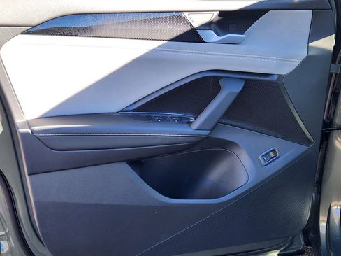 New 2026 Volkswagen Tiguan SE R-Line image 8