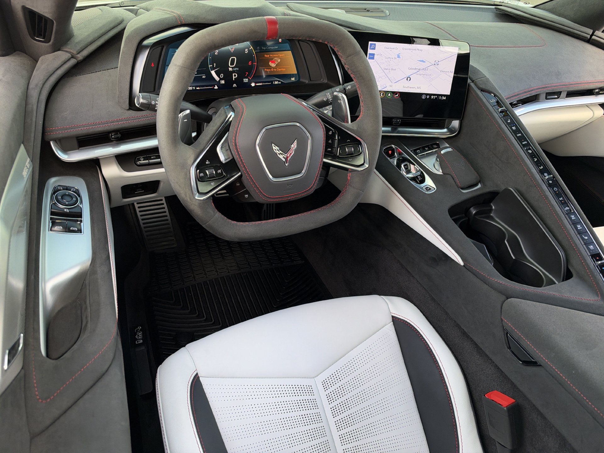 Used 2023 Chevrolet Corvette Stingray Premium Cpe RWD image 11