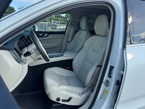 Certified 2023 Volvo XC60 T8 Plus w/ Climate Package AWD/4WD image 30