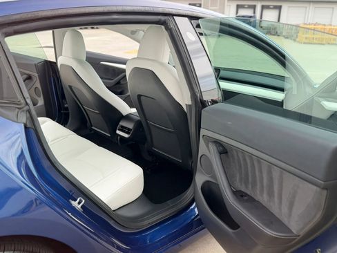 Used 2023 Tesla Model 3 Standard Range RWD image 21