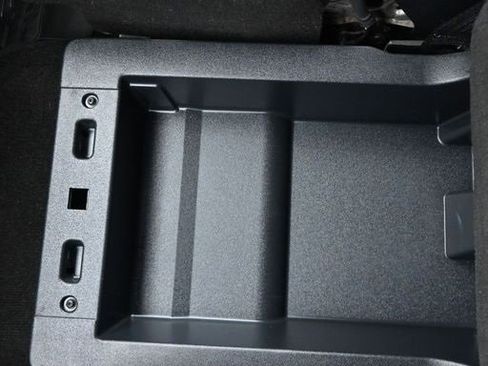 Used 2021 Ford F150 Lariat w/ Trailer Tow Package image 32