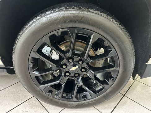 Certified 2024 Chevrolet Tahoe High Country w/ Advanced Technology Package image 14