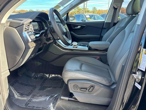 Used 2025 Audi Q7 3.0T Premium Plus image 9