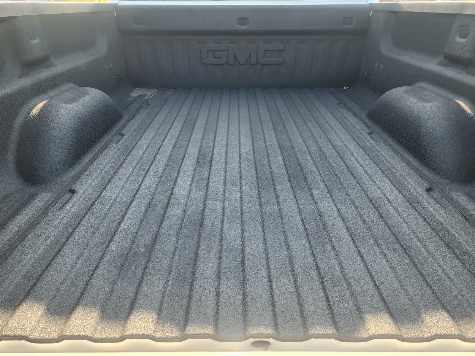 Used 2017 GMC Sierra 1500 SLT w/ All Terrain Package AWD/4WD image 35