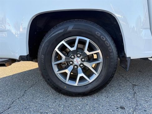 Used 2018 GMC Canyon All Terrain w/ Trailering Package image 61