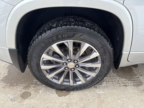 Certified 2022 Chevrolet Traverse Premier image 15