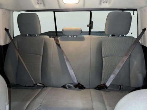 Used 2019 RAM 1500 Classic SLT image 41