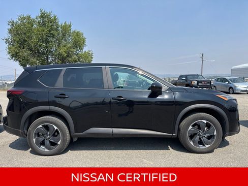 Certified 2025 Nissan Rogue SV AWD/4WD image 8