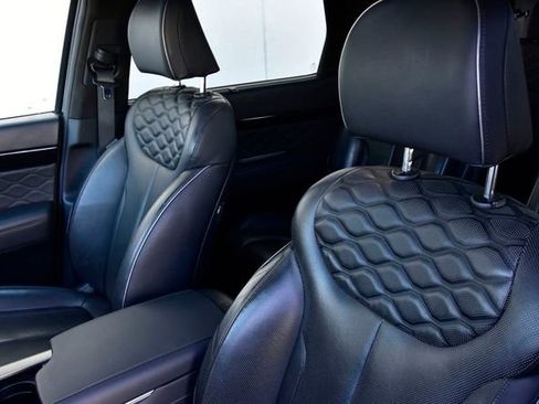 Used 2022 Hyundai Palisade Calligraphy w/ Winter Package image 13