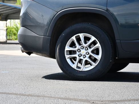 Used 2018 Chevrolet Traverse LT AWD/4WD image 10