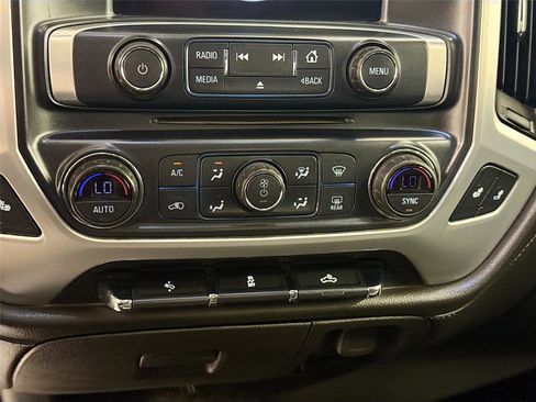 Used 2018 GMC Sierra 1500 SLE w/ Max Trailering Package AWD/4WD image 16