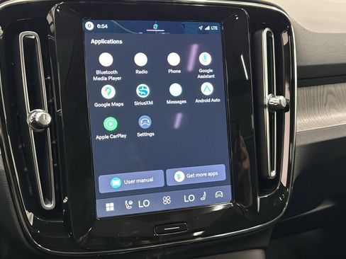 New 2026 Volvo XC40 B5 Plus w/ Protection Package Premier image 17