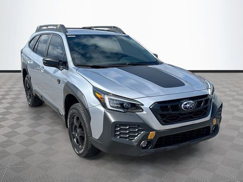 Used 2025 Subaru Outback Wilderness w/ Wilderness Package AWD/4WD image 4