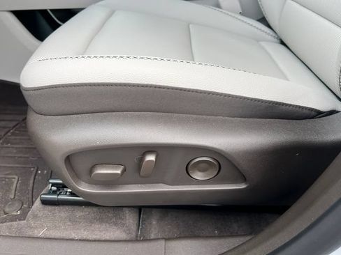 Used 2027 GMC Terrain Denali w/ LPO, Floor Liner Package AWD/4WD image 11