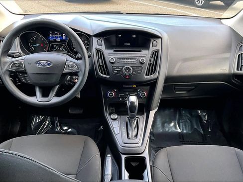 Used 2016 Ford Focus SE image 15