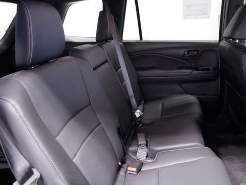 Certified 2024 Honda Passport EX-L image 18