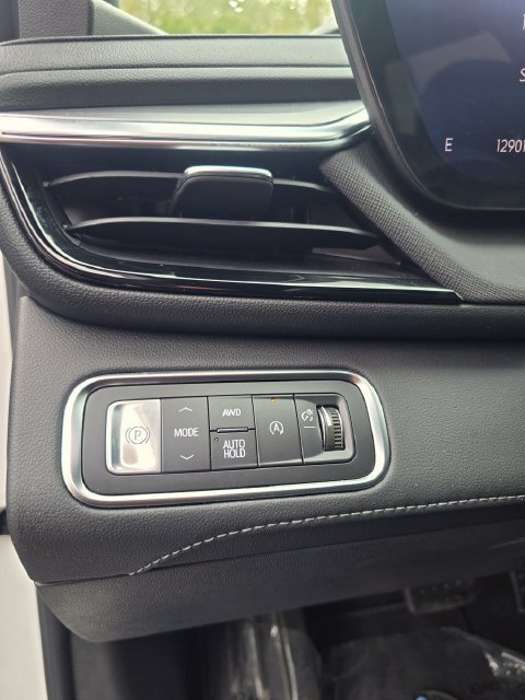 Used 2026 Buick Enclave Preferred AWD/4WD image 23
