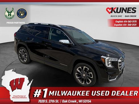 Used 2022 GMC Terrain SLT w/ Infotainment Package II AWD/4WD image 1