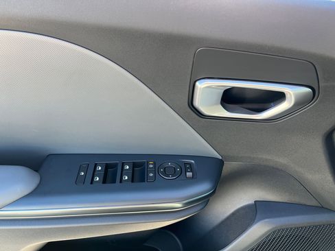 New 2025 Kia K4 LXS image 14