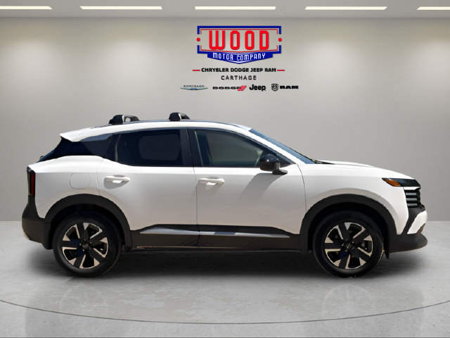 Used 2026 Nissan Kicks SV w/ Cold Weather Package AWD/4WD image 2