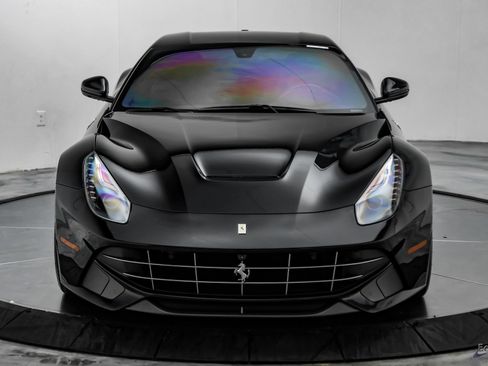 Used 2017 Ferrari F12 Berlinetta RWD image 34