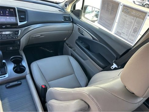 Used 2017 Honda Pilot EX-L image 14