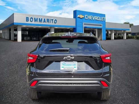 New 2026 Chevrolet Trax LT w/ Driver Confidence Package FWD image 4