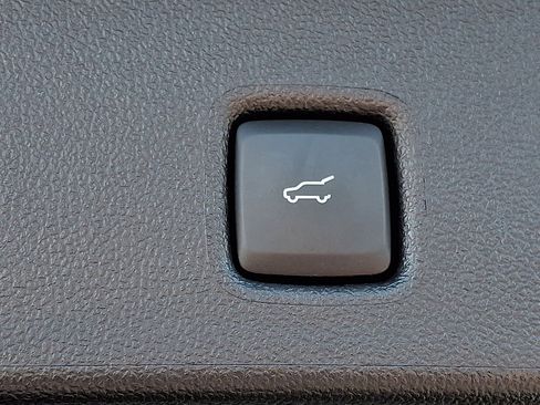 Used 2024 Ford Escape Active image 31