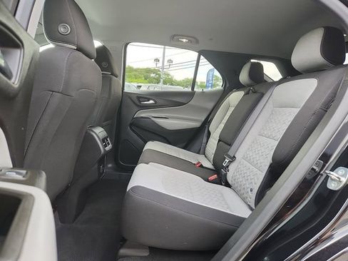 Used 2023 Chevrolet Equinox LS w/ LS Convenience Package AWD/4WD image 6