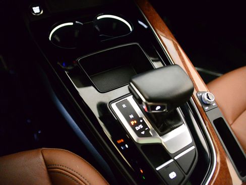 Certified 2022 Audi A5 2.0T Premium w/ Convenience Package image 13