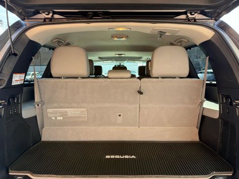 Used 2017 Toyota Sequoia Limited image 10
