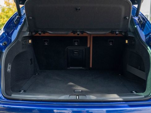 Used 2022 Maserati Levante Modena image 12