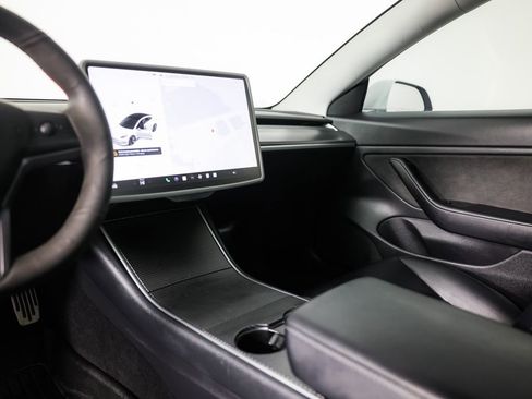 Used 2020 Tesla Model 3 Long Range image 26