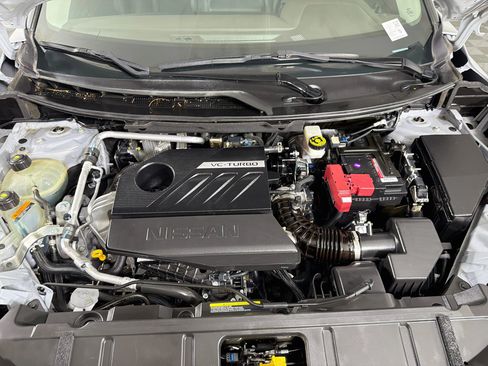 Used 2023 Nissan Rogue SV w/ SV Premium B Package FWD image 32
